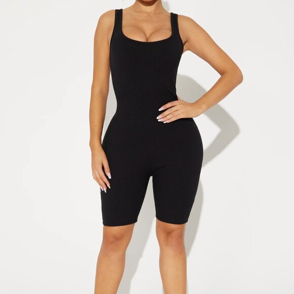 Antonina Heavy Ribbed Romper - Black Size M - Picture 1 of 3